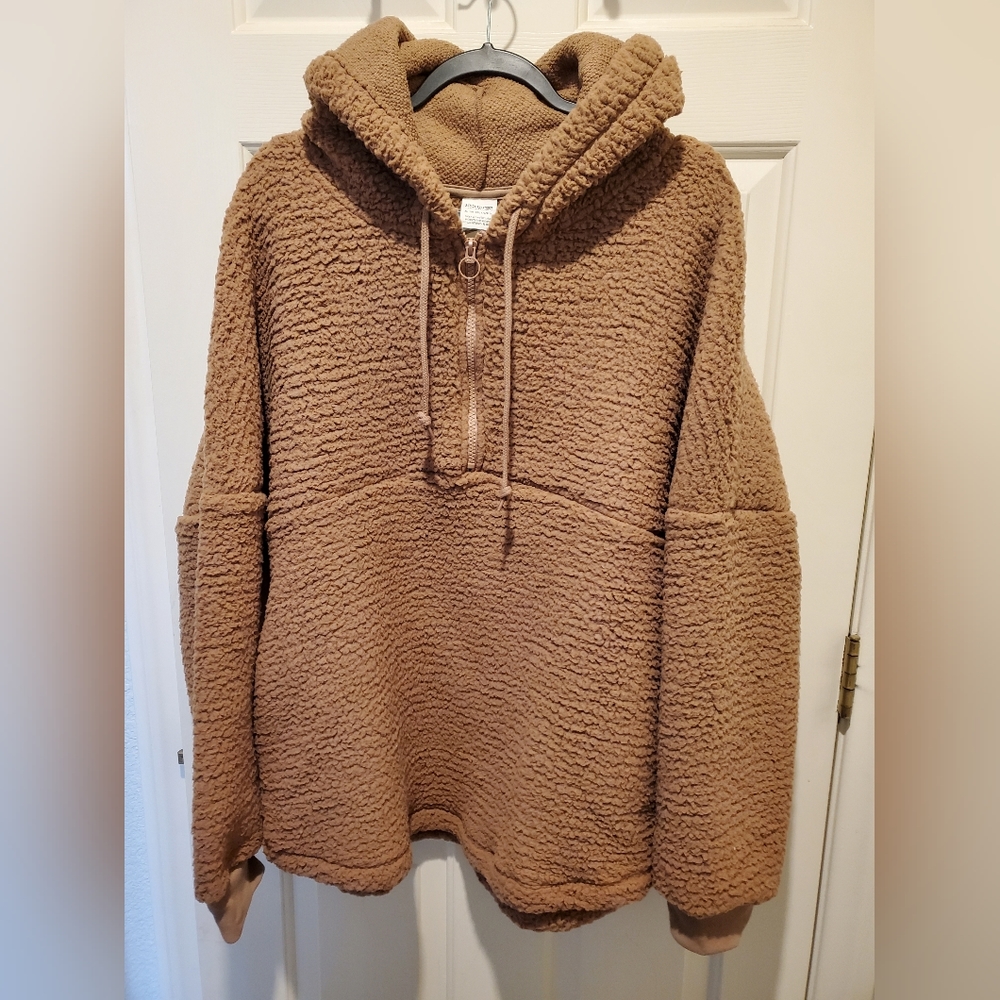 VS PINK Plush Fleece Pullover